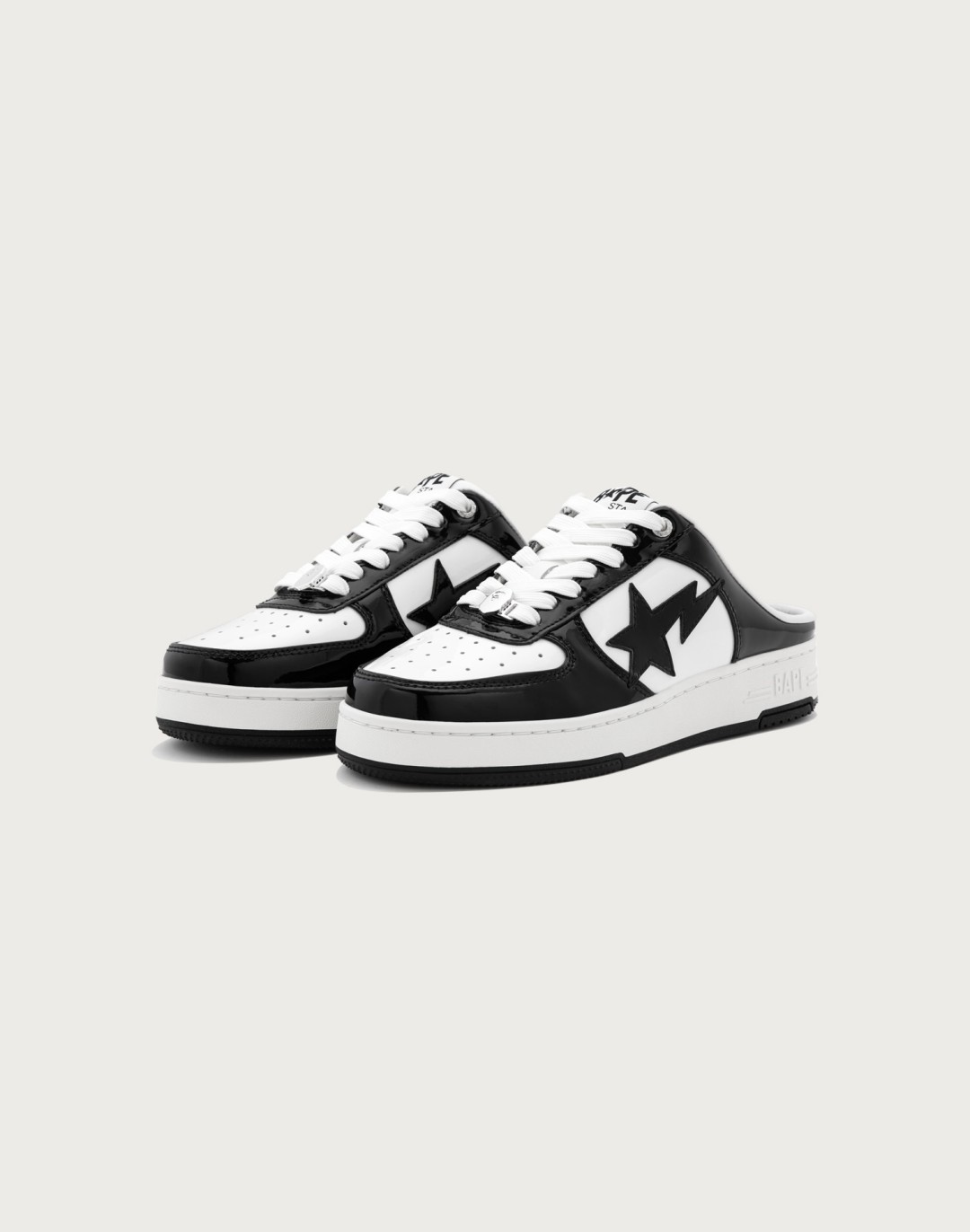 A BATHING APEが新作サンダル「BAPE STA CLOG #1」を発表！