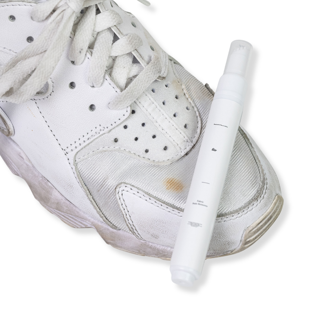 Goss!p｜KicksWrap、新登場のペン型シミ抜き剤が発売