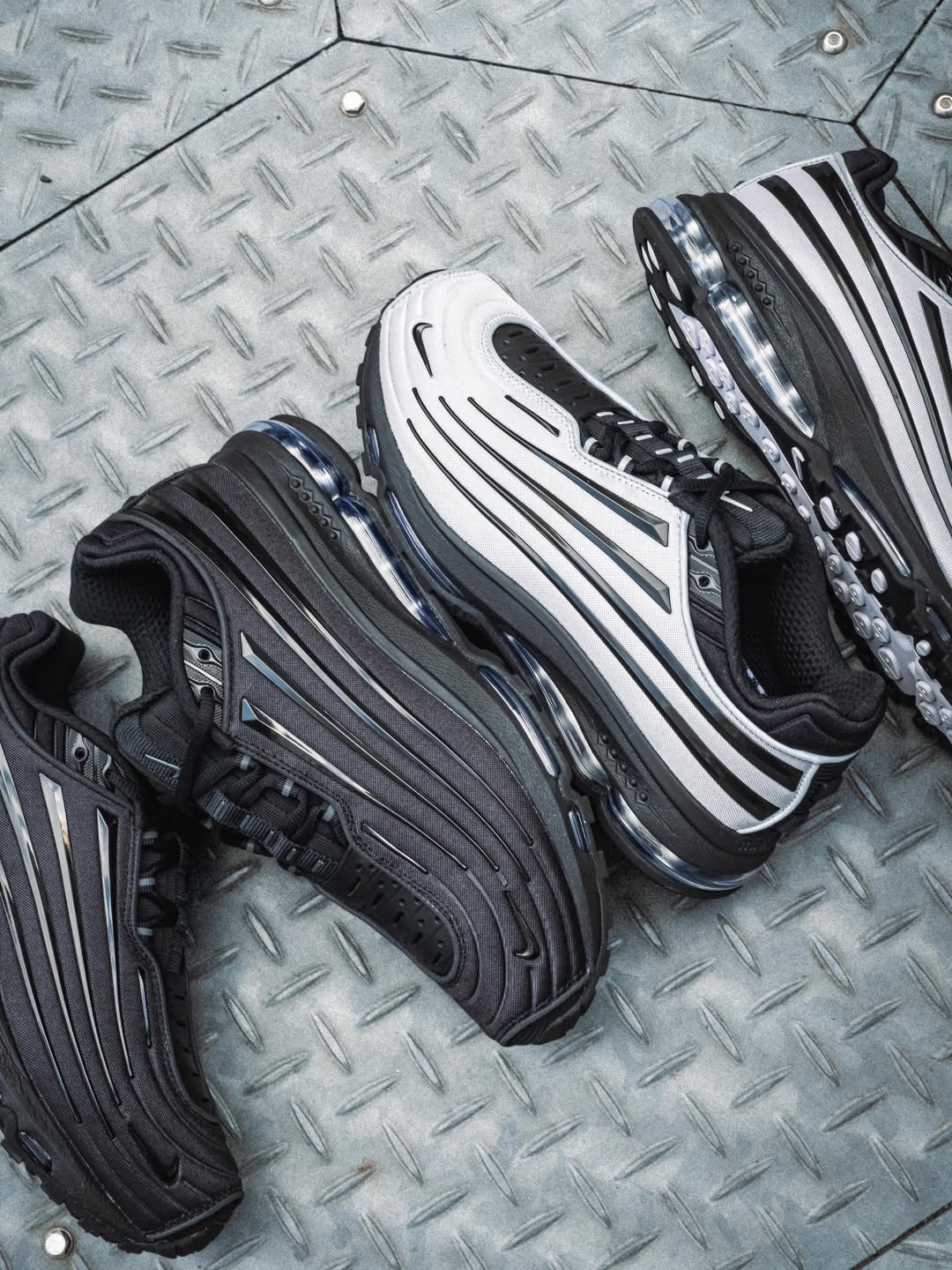 【2026年 10/26 発売】NIKE AIR MAX ECSTASY PLUS “Metallic Silver/Black”
