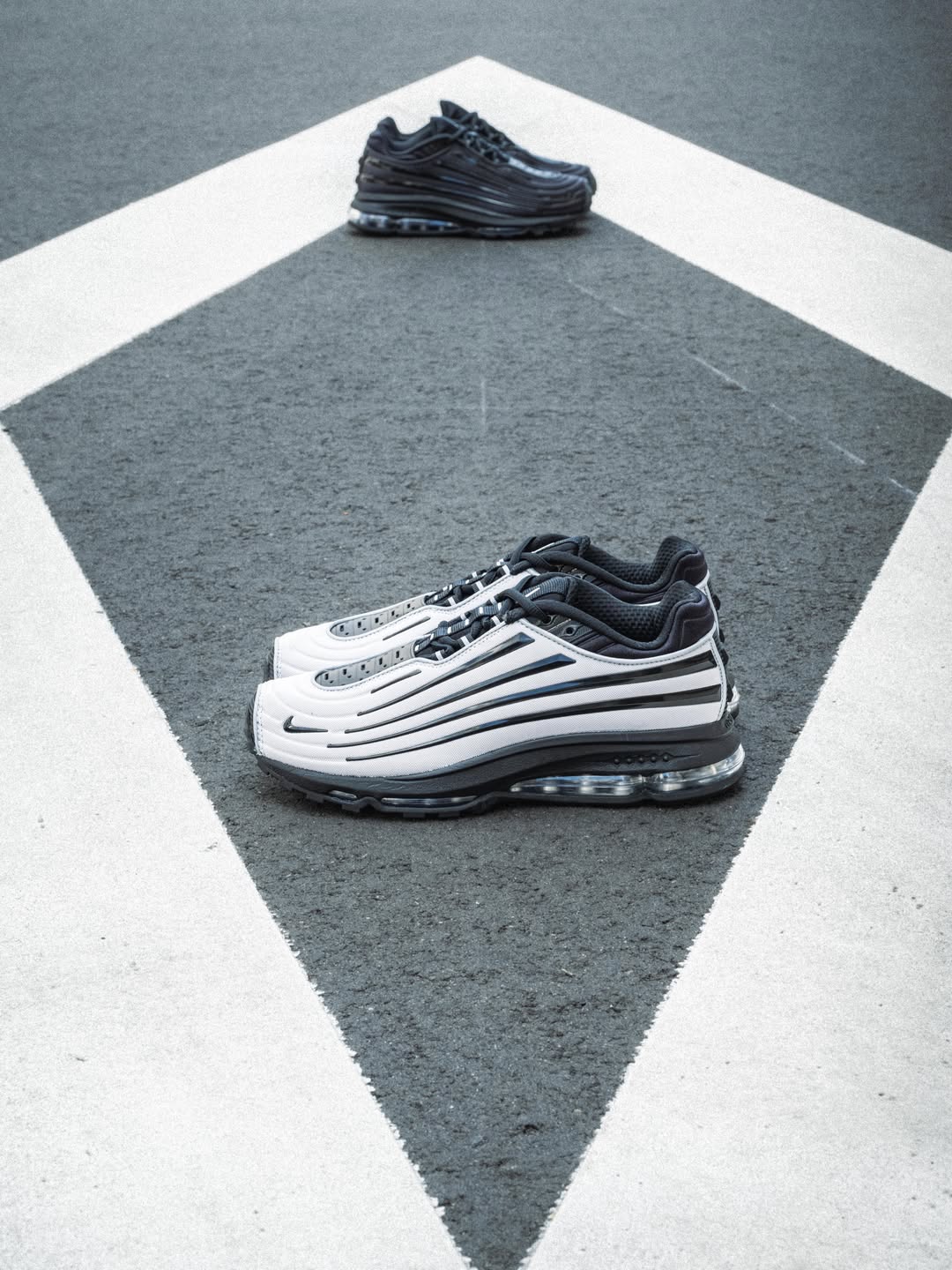 【2026年 10/26 発売】NIKE AIR MAX ECSTASY PLUS “Metallic Silver/Black”