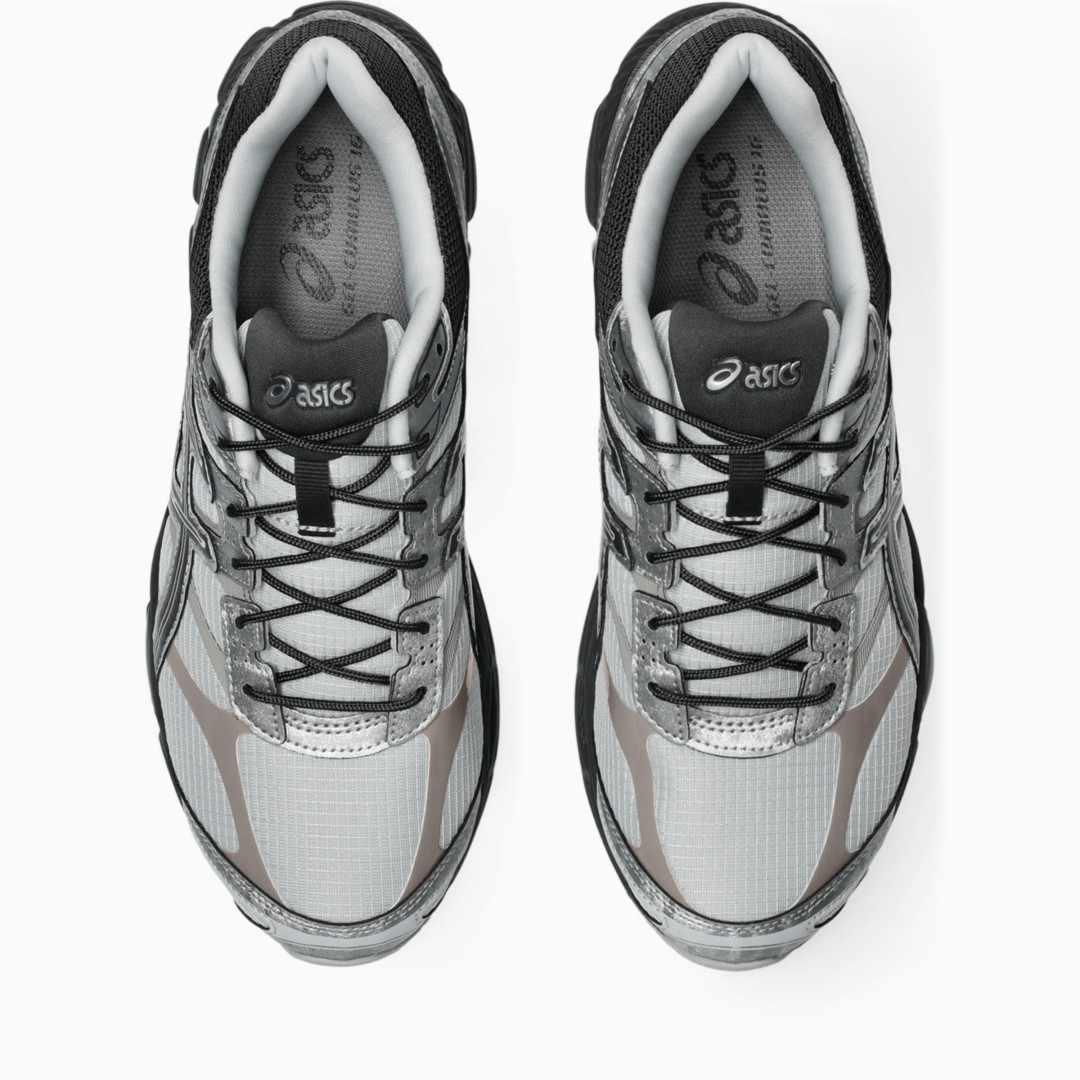 ASICS GEL-CUMULUS 16が10/22に登場！Glacier Grey/Cocoa Powder