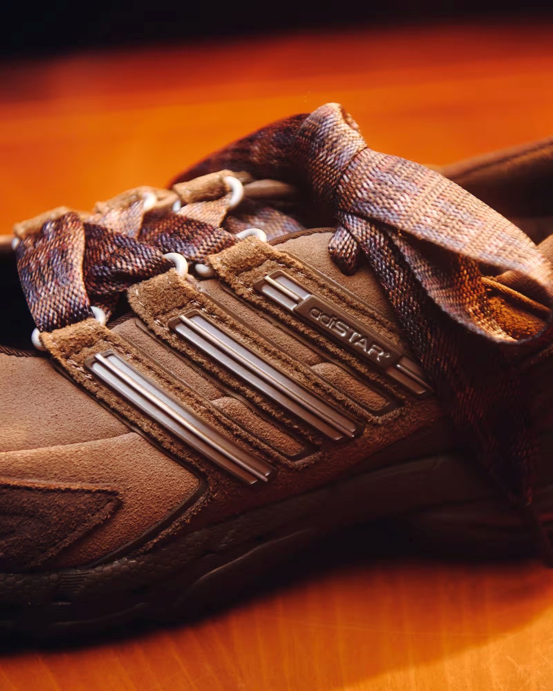 atmos pink × adidas Originals ADISTAR CONTROL 5 MJ “Chocolate” 10/2発売