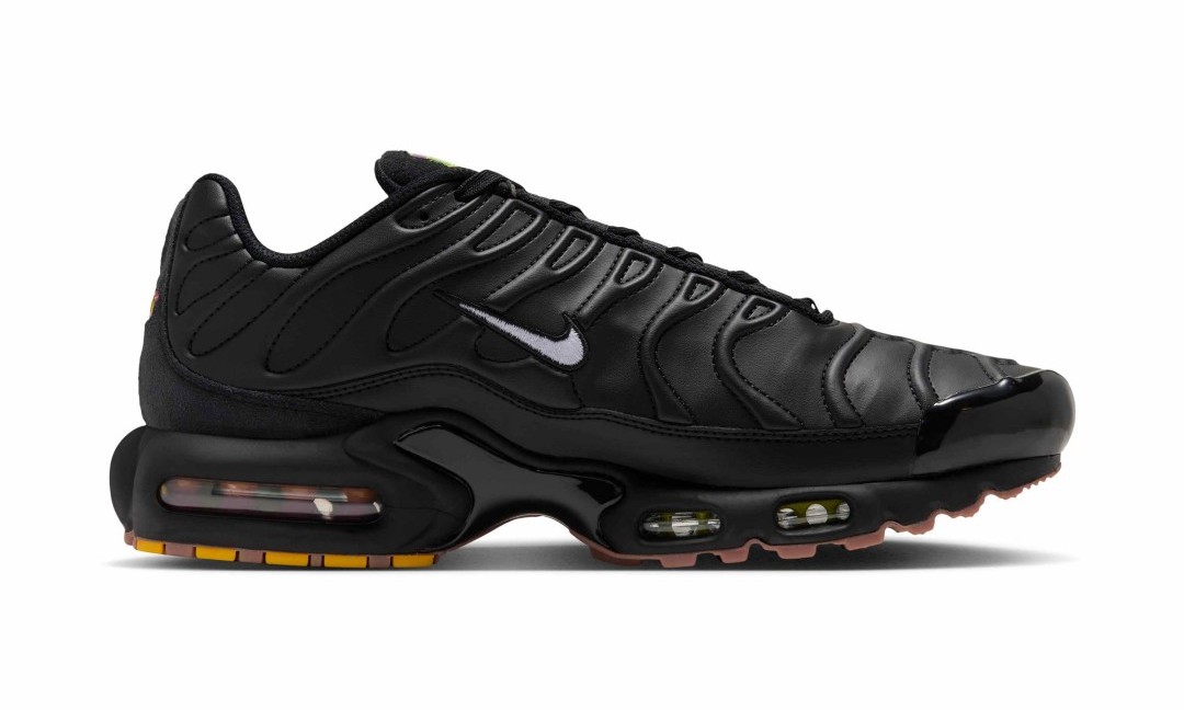 NIKE AIR MAX PLUS “プレミア/ブラック/ボルト”が10/23発売