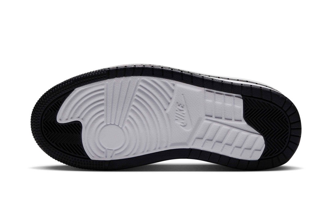 Goss!p｜新たな魅力を放つNIKE W AIR JORDAN 1 TRIPLE STACK登場！