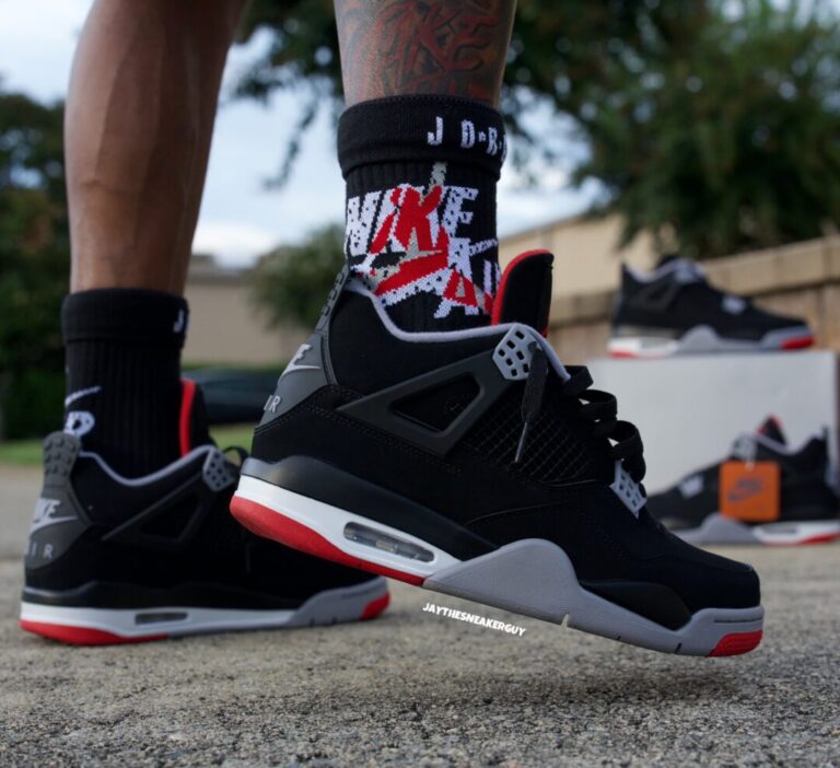 NIKE AIR JORDAN 4 OG “Bred” (型番: IX8180-001) 2026年11月27日復刻予定