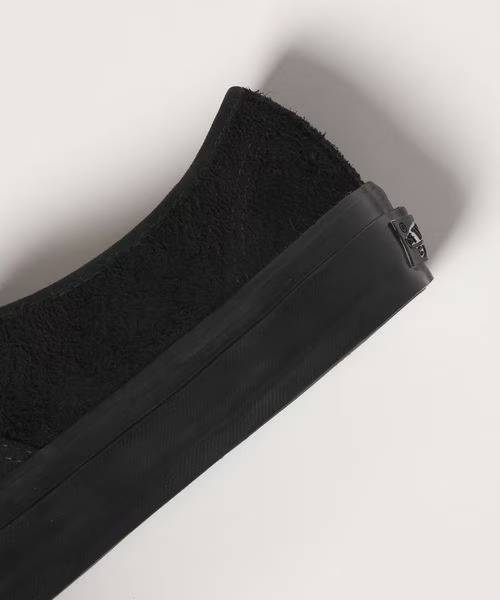 BEAUTY&YOUTH × VANS LX AUTHENTIC 44 “Black”が登場！
