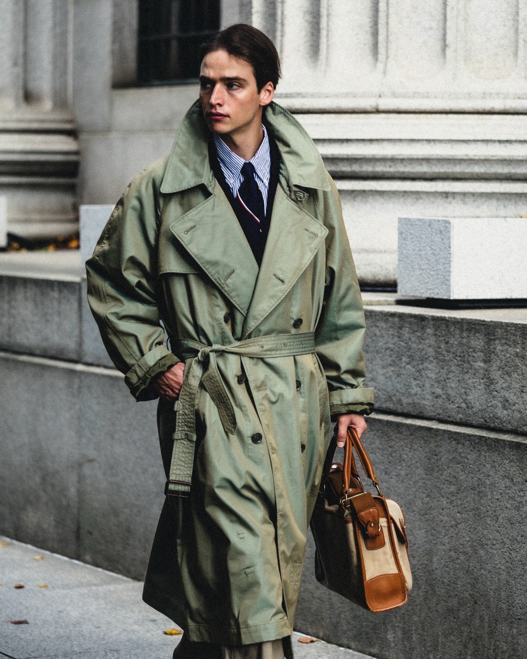 BEAMS PLUS × ENGINEERED GARMENTS 別注トレンチコートが10/17発売