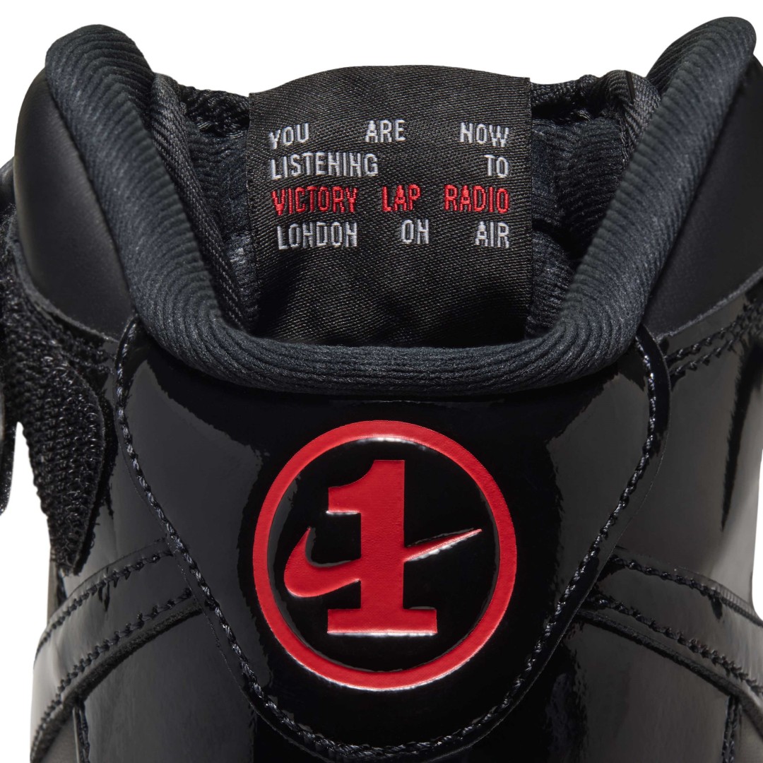 Victory Lap Radio × NIKE AIR FORCE 1 MID “Black”が2026年秋冬に登場！
