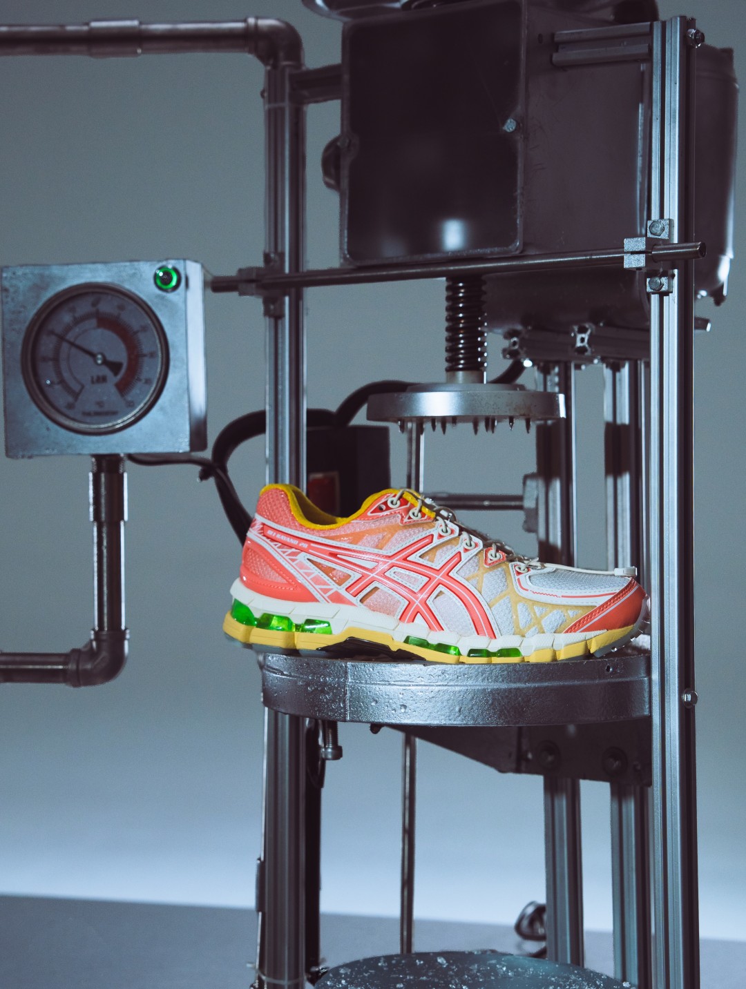 Goss!p|ASICSとSneakerLAHのコラボ!GEL-KAYANO 20が登場