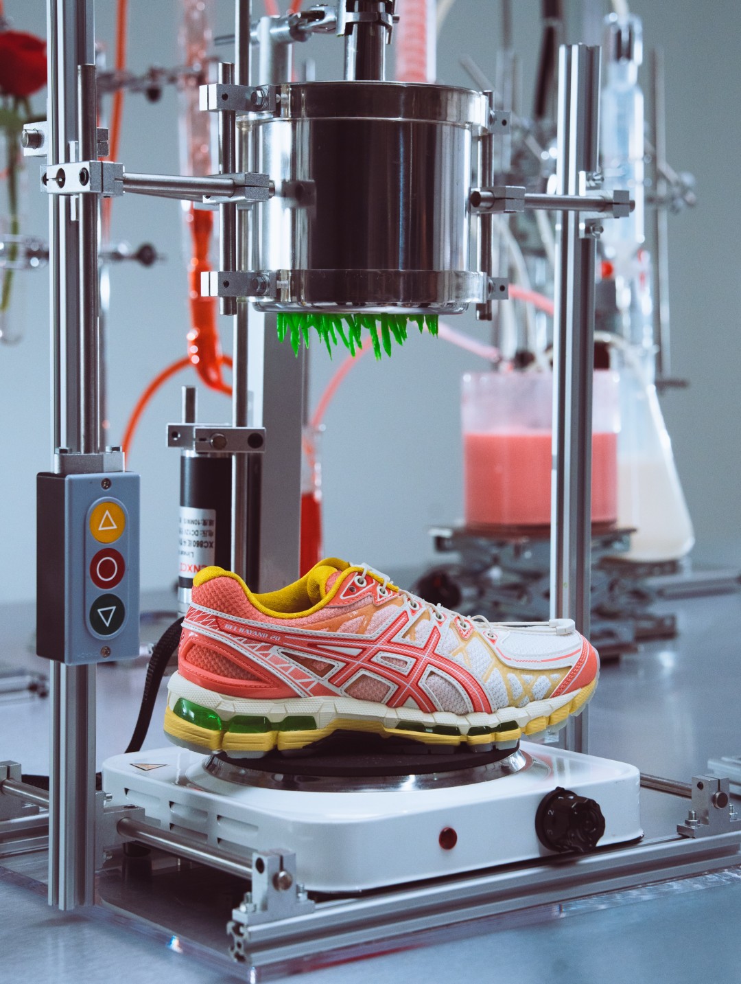 Goss!p|ASICSとSneakerLAHのコラボ!GEL-KAYANO 20が登場