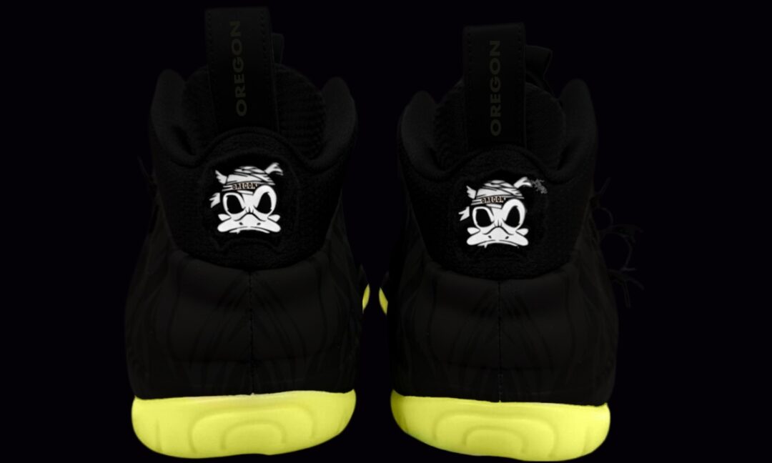 NIKE AIR FOAMPOSITE PRO “Mummy Duck” 11/17発売予定