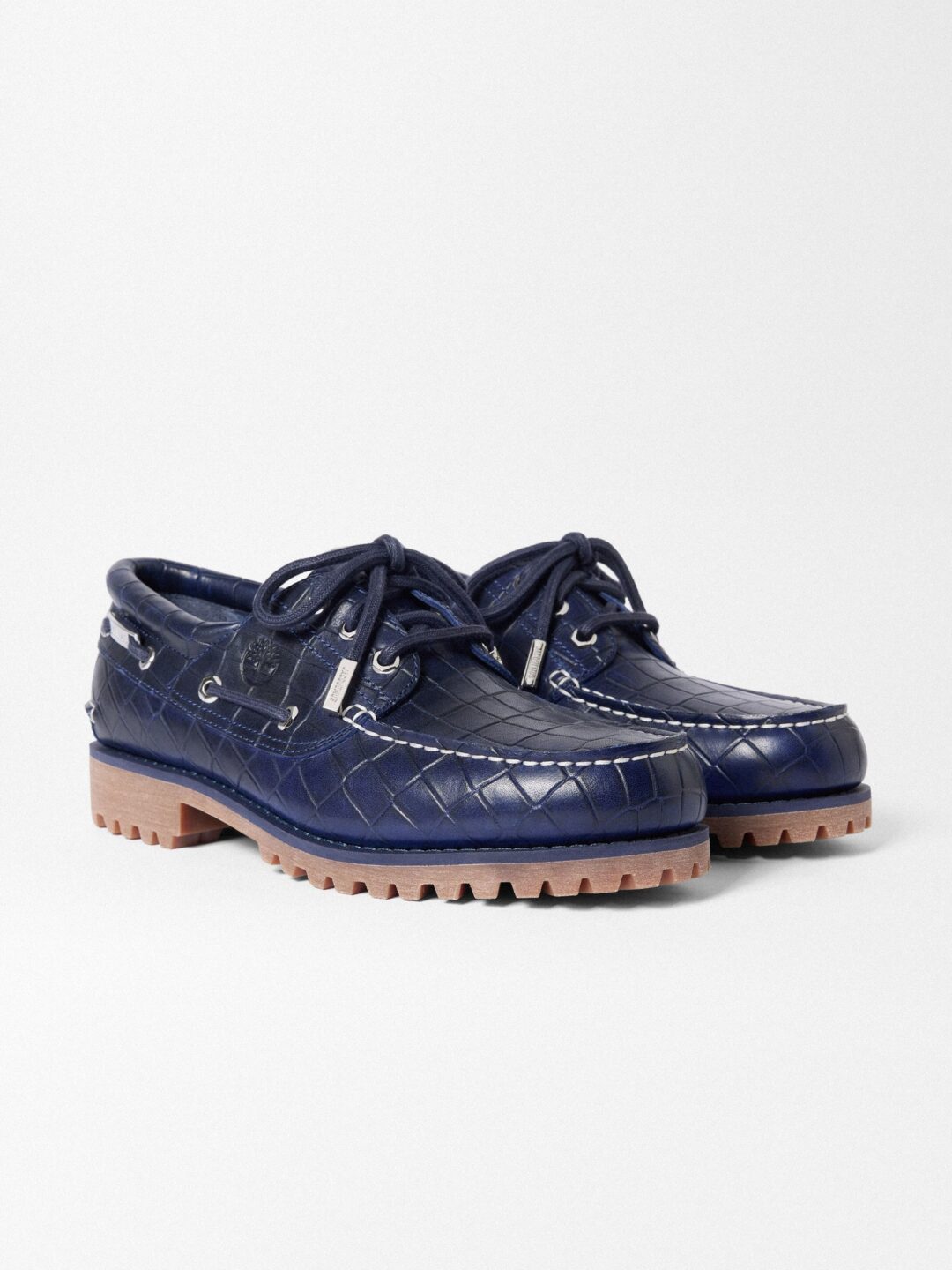 JACQUEMUS × Timberland 新作ボートシューズの詳細公開