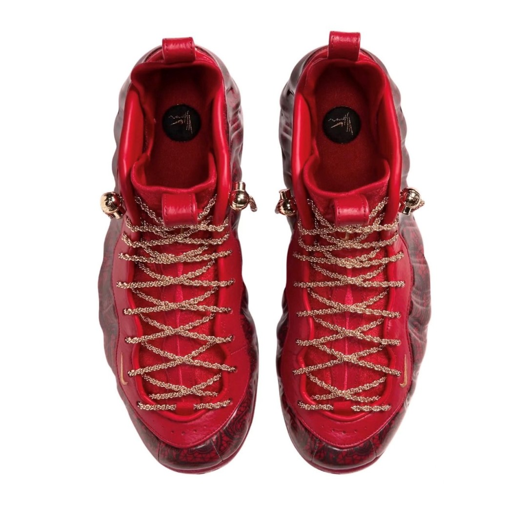 Victor Solomon x NIKE AIR FOAMPOSITE ONE “Gym Red” 2026年末登場