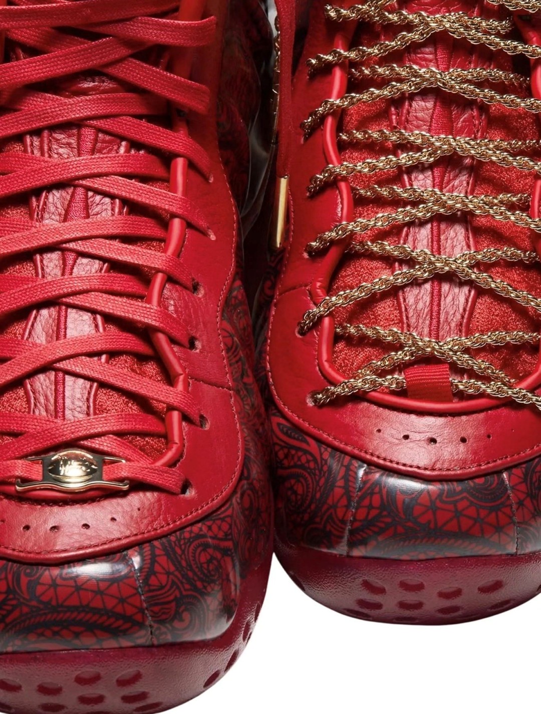 Victor Solomon x NIKE AIR FOAMPOSITE ONE “Gym Red” 2026年末登場