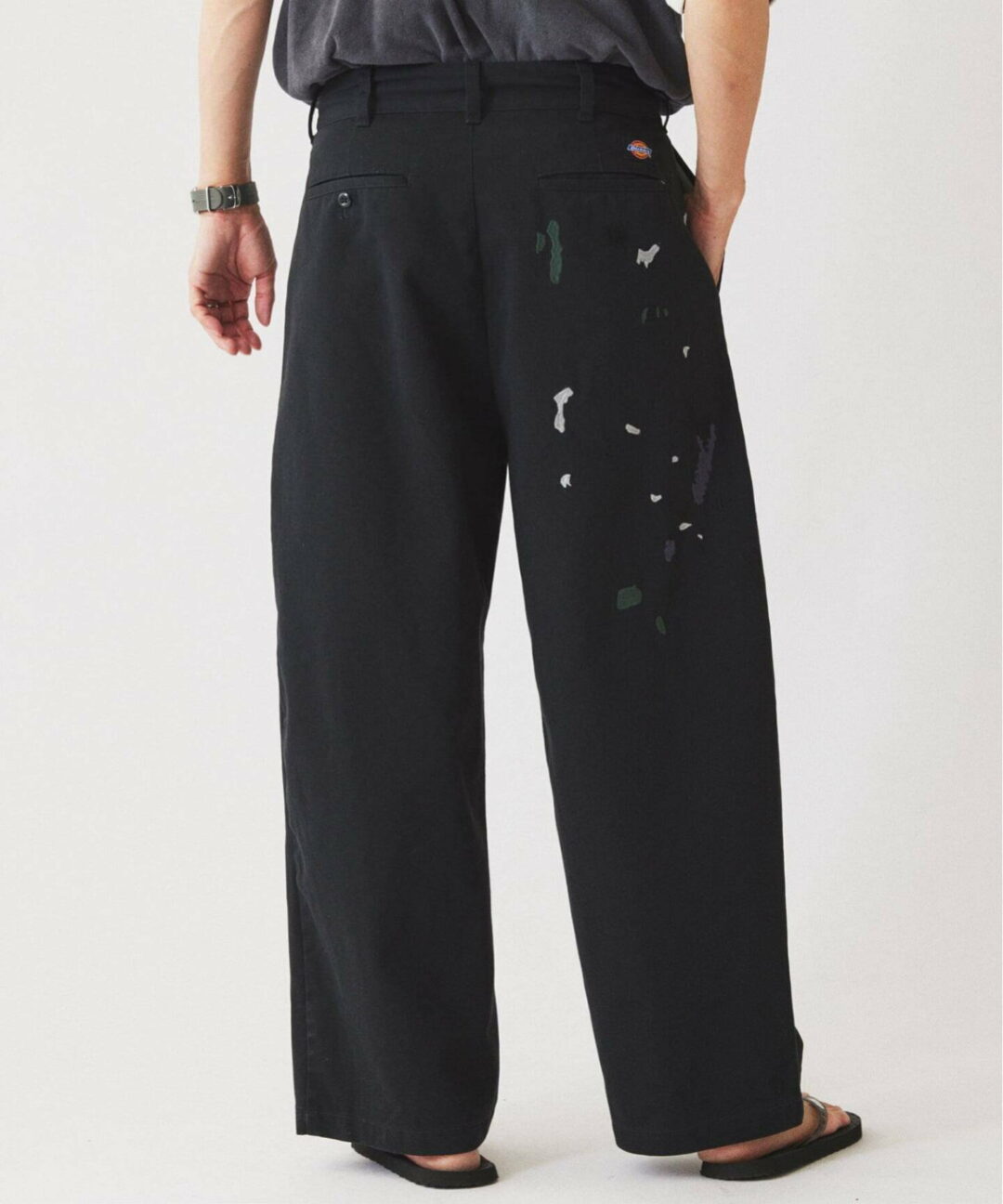 Goss!p｜JOURNAL STANDARD relumeとDickiesの別注ワークパンツが登場！