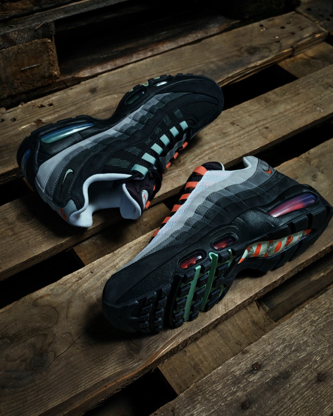Goss!p｜リバプールの誇りを纏ったNIKE AIR MAX 95が登場