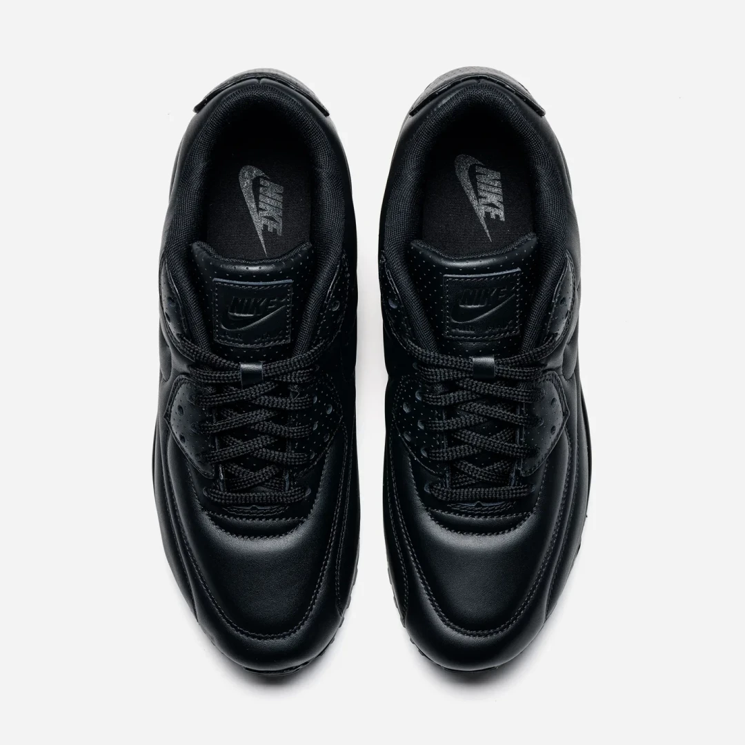 NIKE AIR MAX 90 SP “Triple Black”が10月10日発売