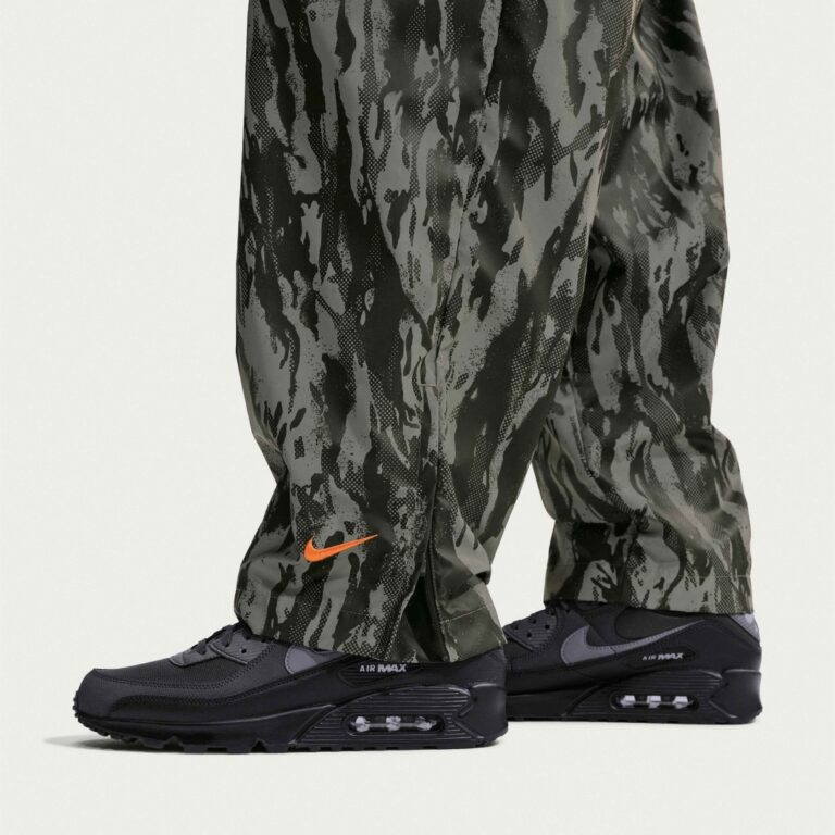 NIKE AIR MAX 90 PREMIUM “ダークスモークグレー/ブラック” IV4504-001 11/1発売