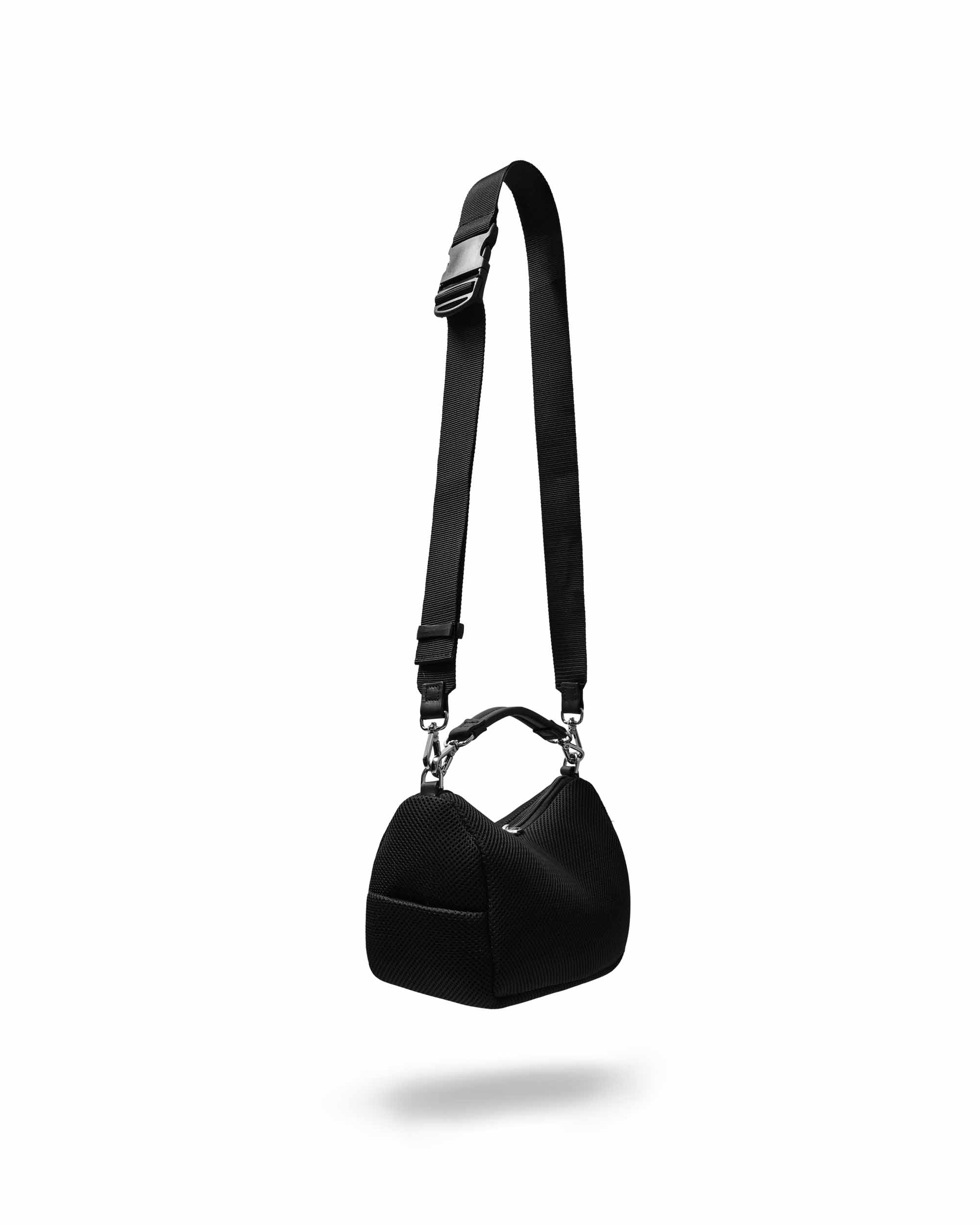 CLESSTE W-MESH DAYOFF BAG MINI (BLACK) CLS-BG-2611 価格: $186.00