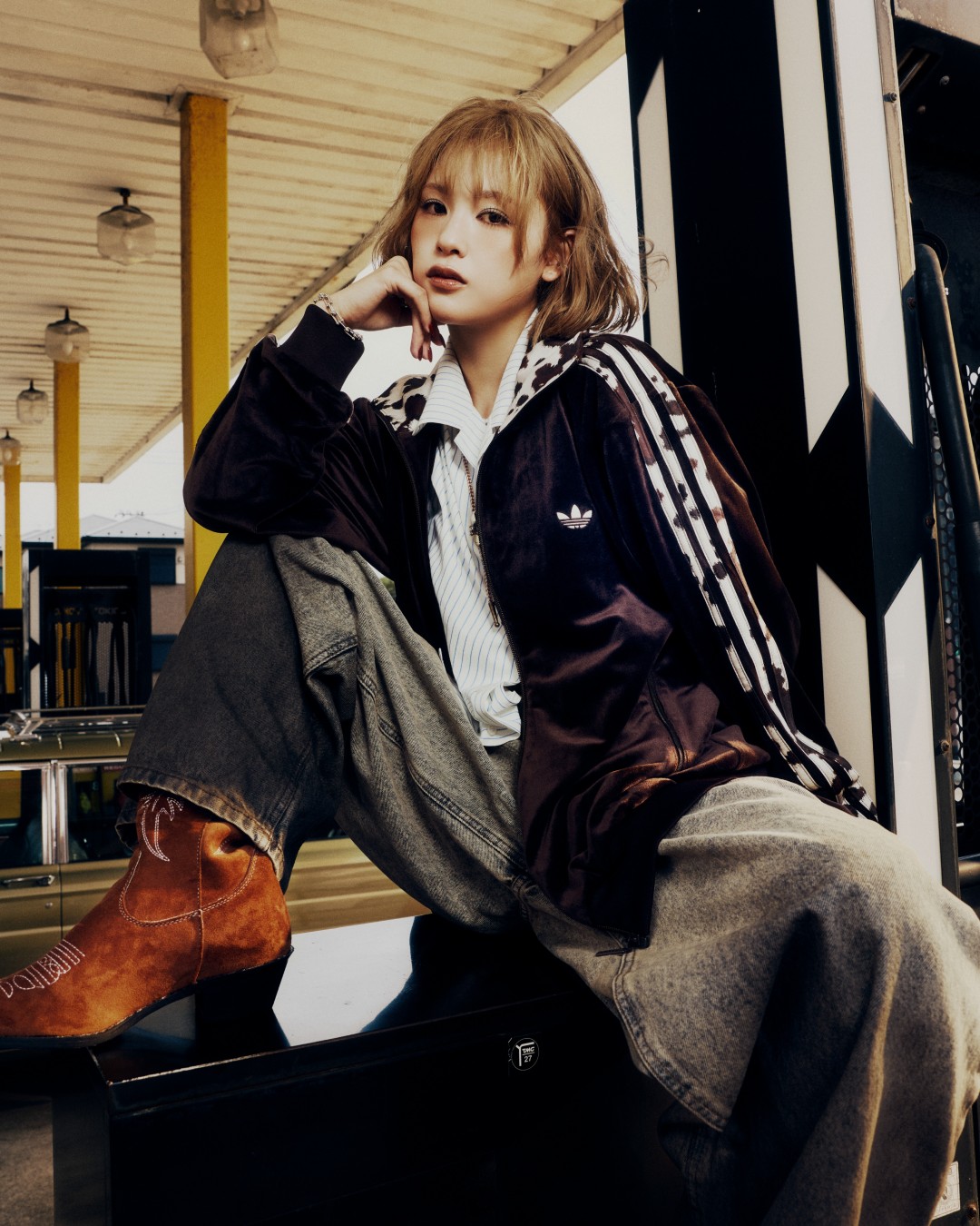 Goss!p｜yutori 9090とadidasのコラボトラックジャケットが登場