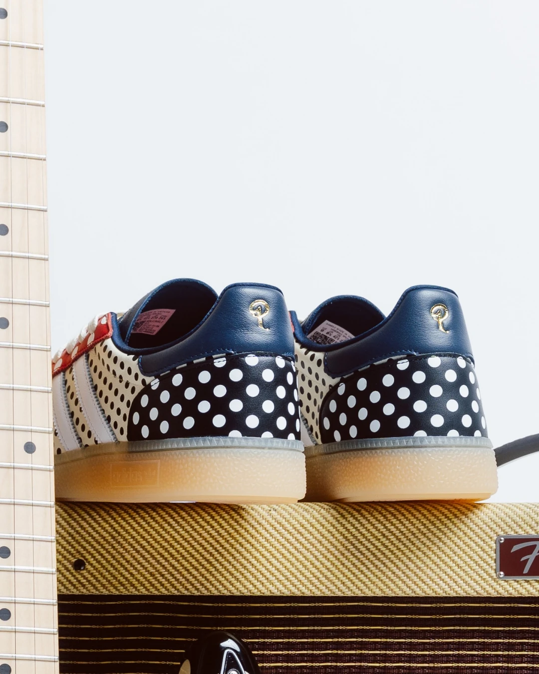 Goss!p｜Sneaker Politicsとadidasのコラボスニーカーが登場！