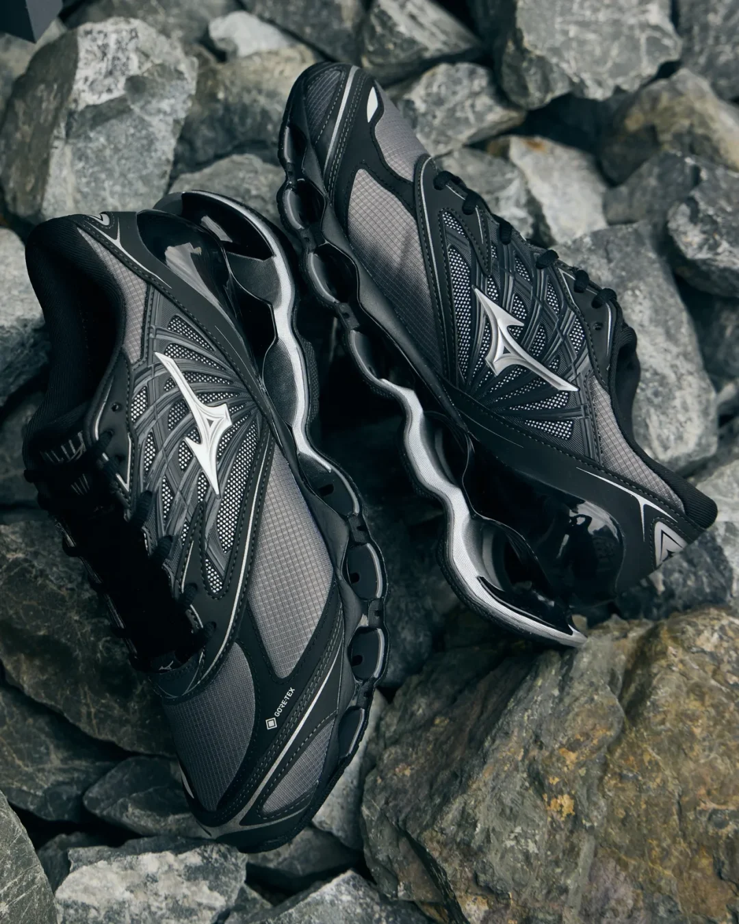 Mizuno WAVE PROPHECY LS GTX GORE-TEX “Grey”が10/2発売！