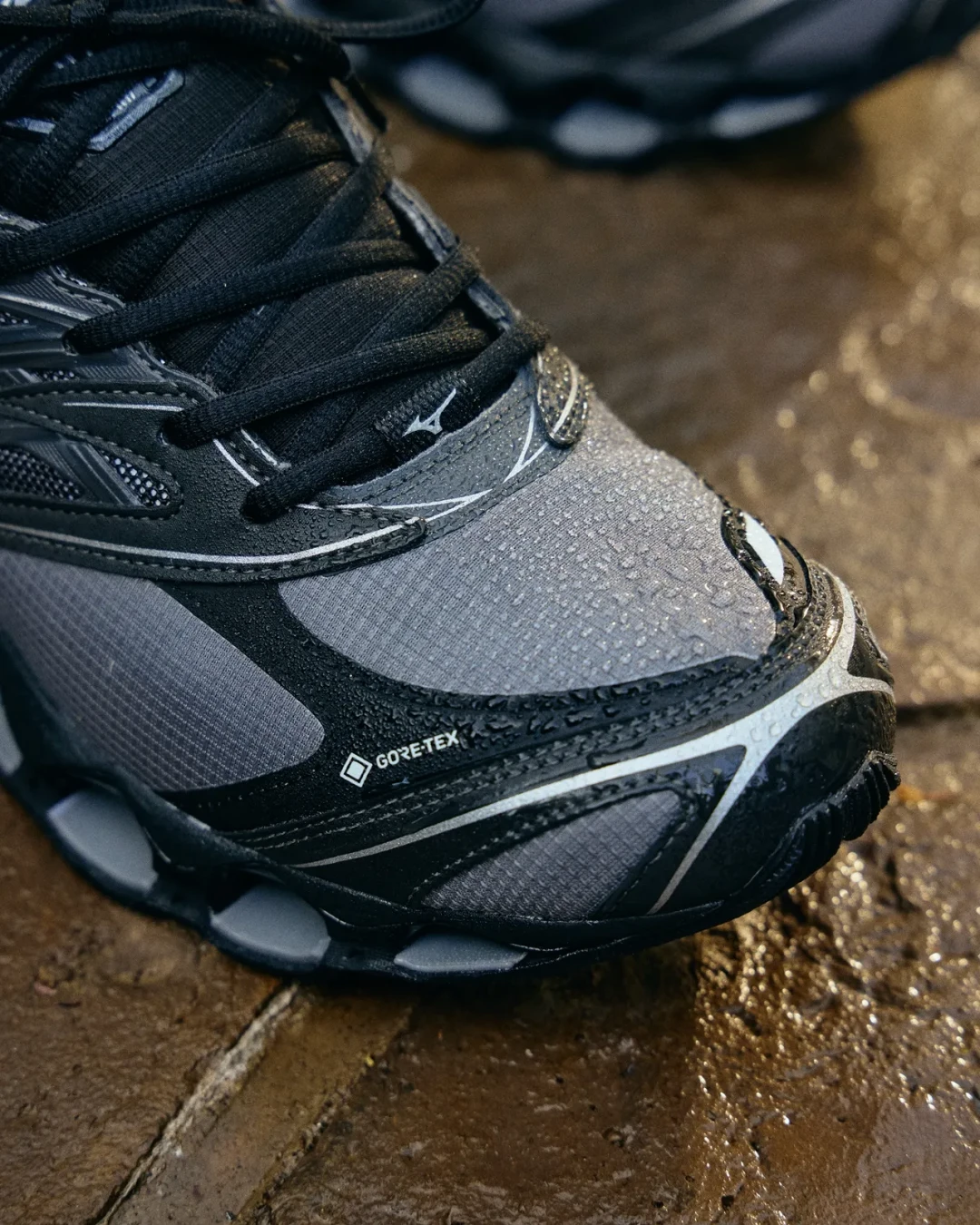 Mizuno WAVE PROPHECY LS GTX GORE-TEX “Grey”が10/2発売！