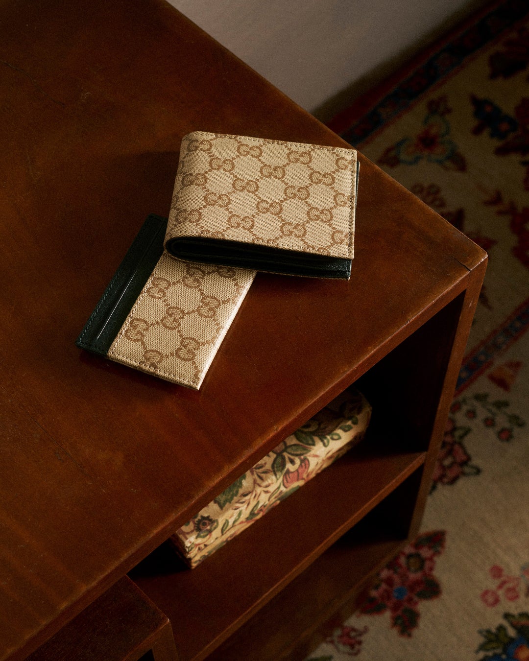 GUCCIの新作レザーグッズが登場！10月1日が待ち遠しい