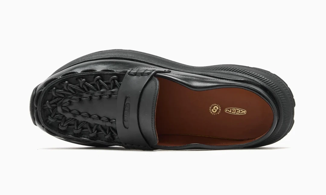 KEEN UNEEK MULE “Black”が2026年10月1日発売