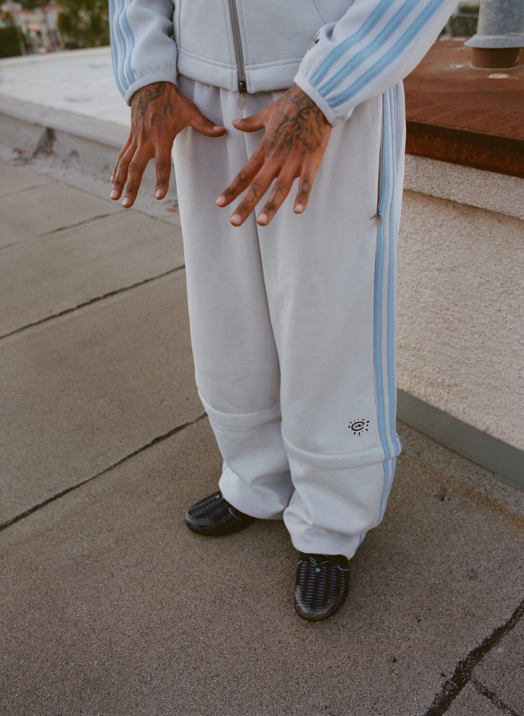 2026年10月28日発売 Always Do What You Should Do × adidas
