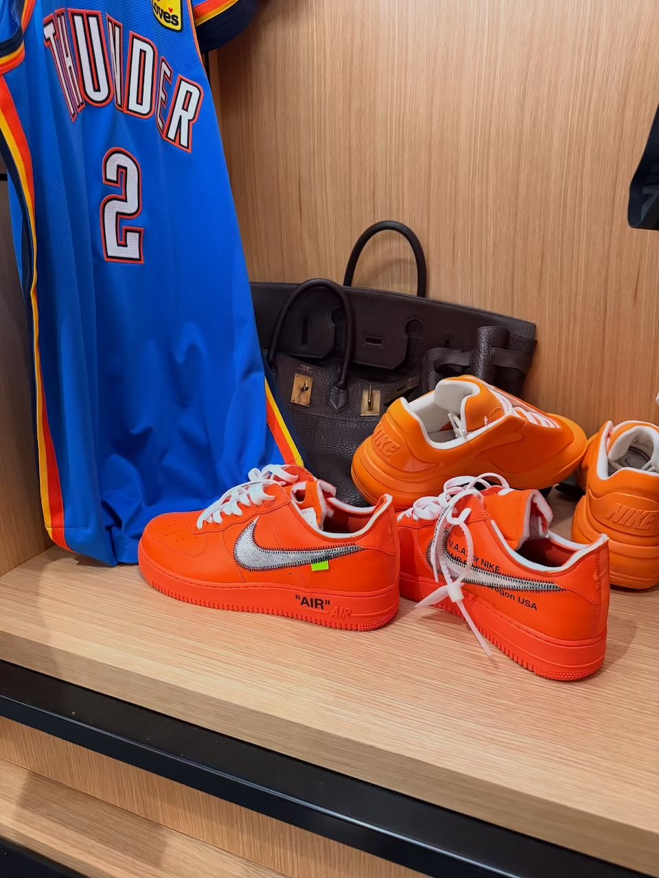 Virgil Abloh Archive x Nike Air Force 1 Low SP “Orange”が登場!