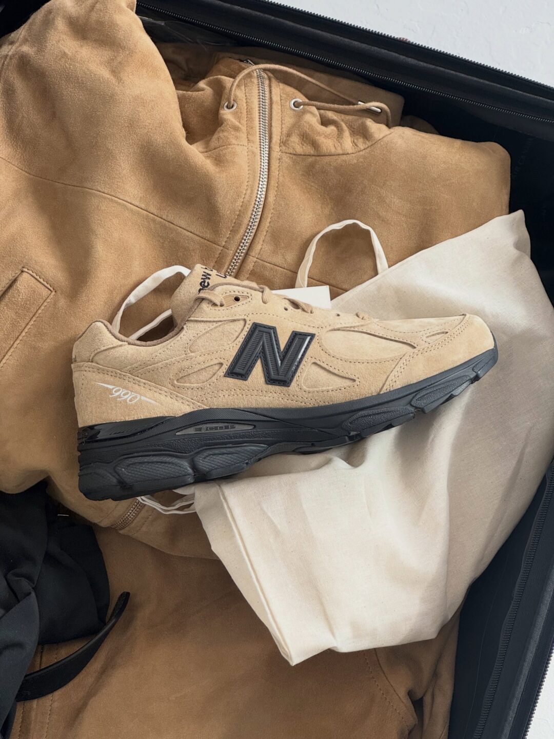 JJJJound × New Balance 990v3 “Brown/Black” 近日発売