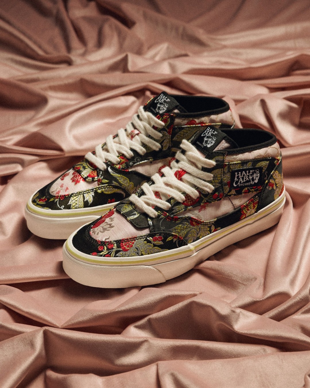 Goss!p｜新作！VANS OTW Half Cab 33 Decon Vibram “Floral”の魅力