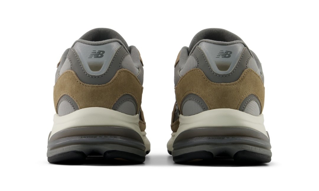 Goss!p|ニューバランスから待望の新作!U2010 7RI “Light Brown”登場