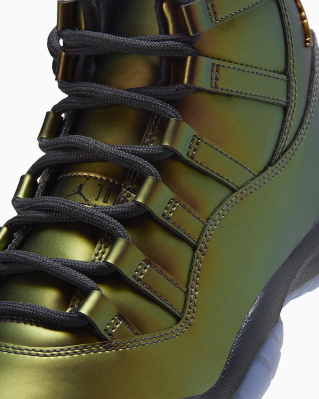 【11月11日発売】NIKE W AIR JORDAN 11 “Space Jam Magic Ball”