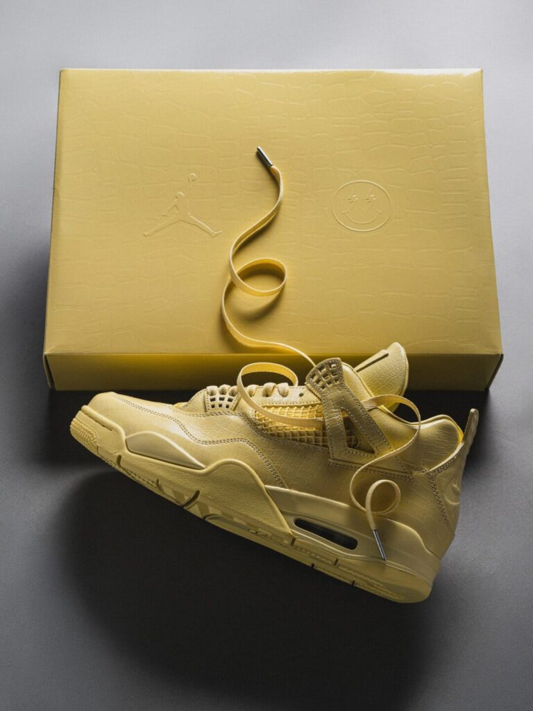 J Balvin x NIKE AIR JORDAN 4 RETRO OG SP “Lemonade” IW2872-700 10/2発売