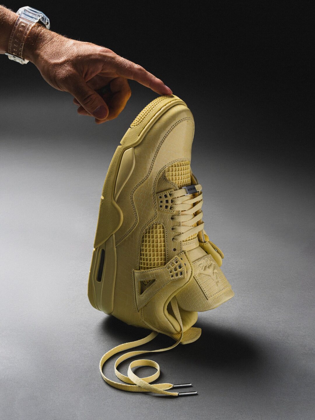J Balvin x NIKE AIR JORDAN 4 RETRO OG SP “Lemonade” 10/2発売