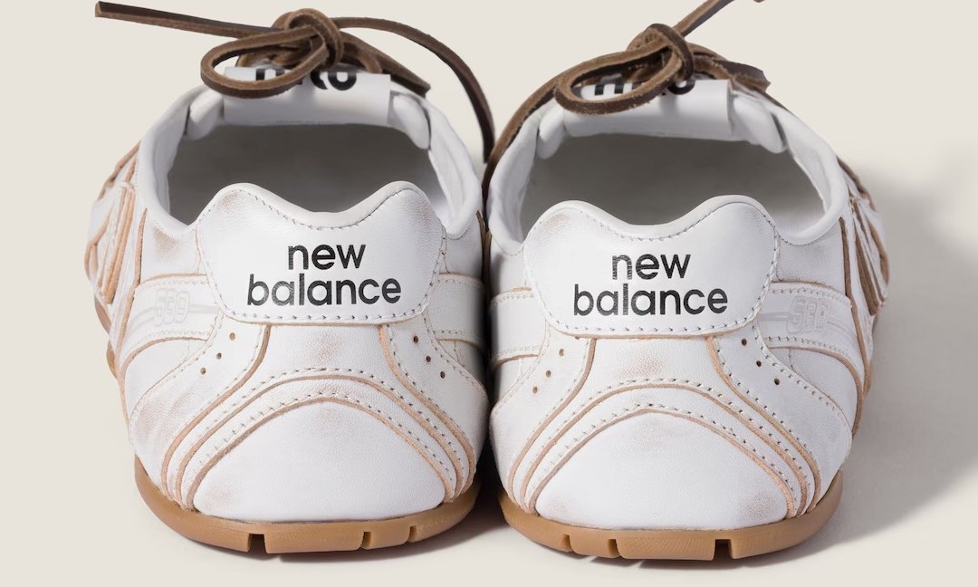 MIU MIUとNew Balanceの新作バレリーナスニーカー登場！