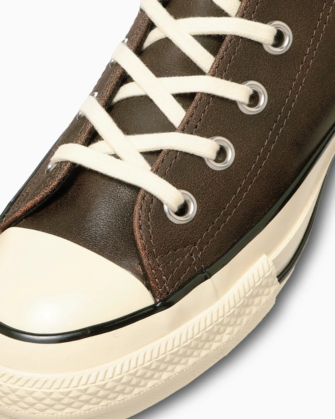 コンバース新作！ALL STAR エイジド クラックドレザーが登場