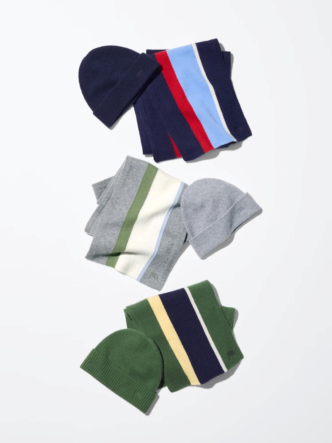 UNIQLOとJW ANDERSONの2026年秋冬コレクションが10/16発売