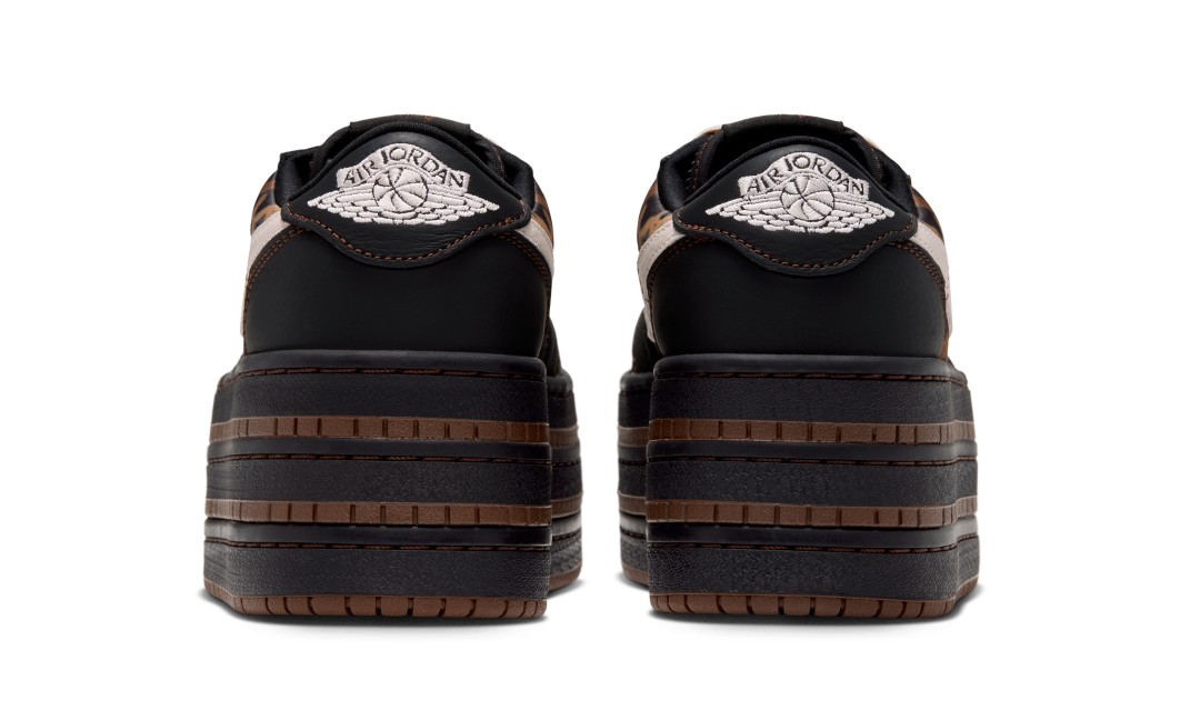 NIKE W AIR JORDAN 1 TRIPLE STACK 発売日決定！