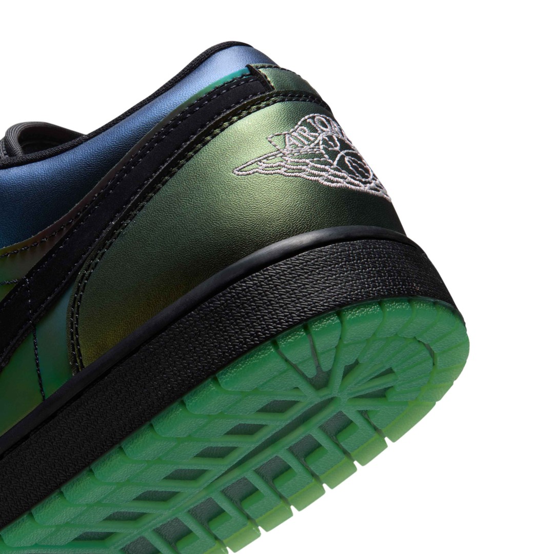 NIKE AIR JORDAN 1 LOW SE “Space Jam Magic Ball” 11月発売予定