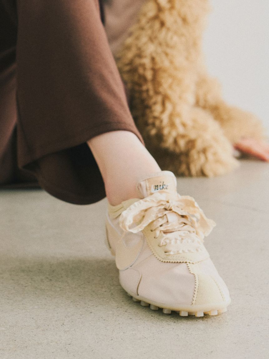 NIKE meets emmiからムーンシュー OG SEが発売決定！