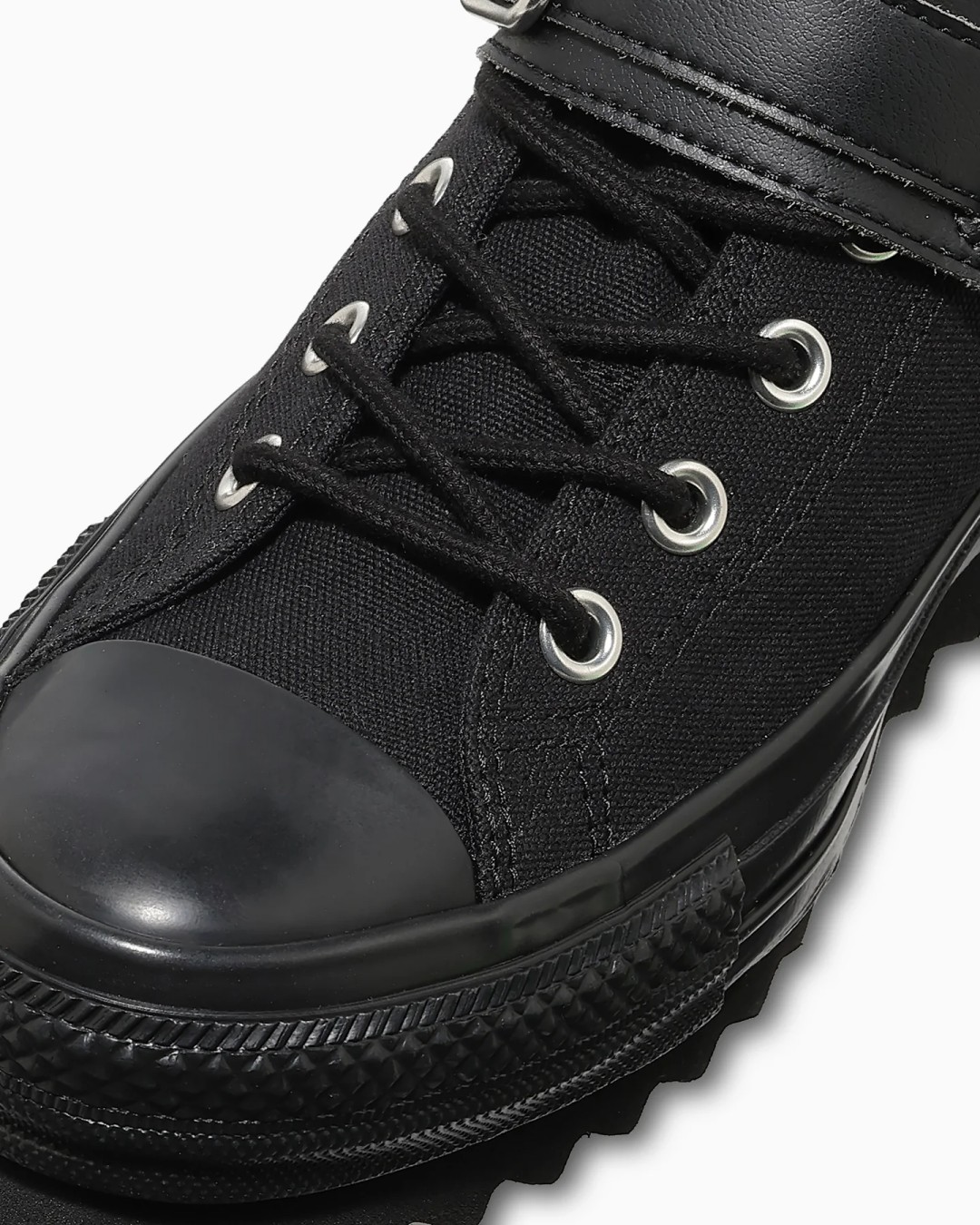 CONVERSEの新作「オールスター シャークソール」10/16発売