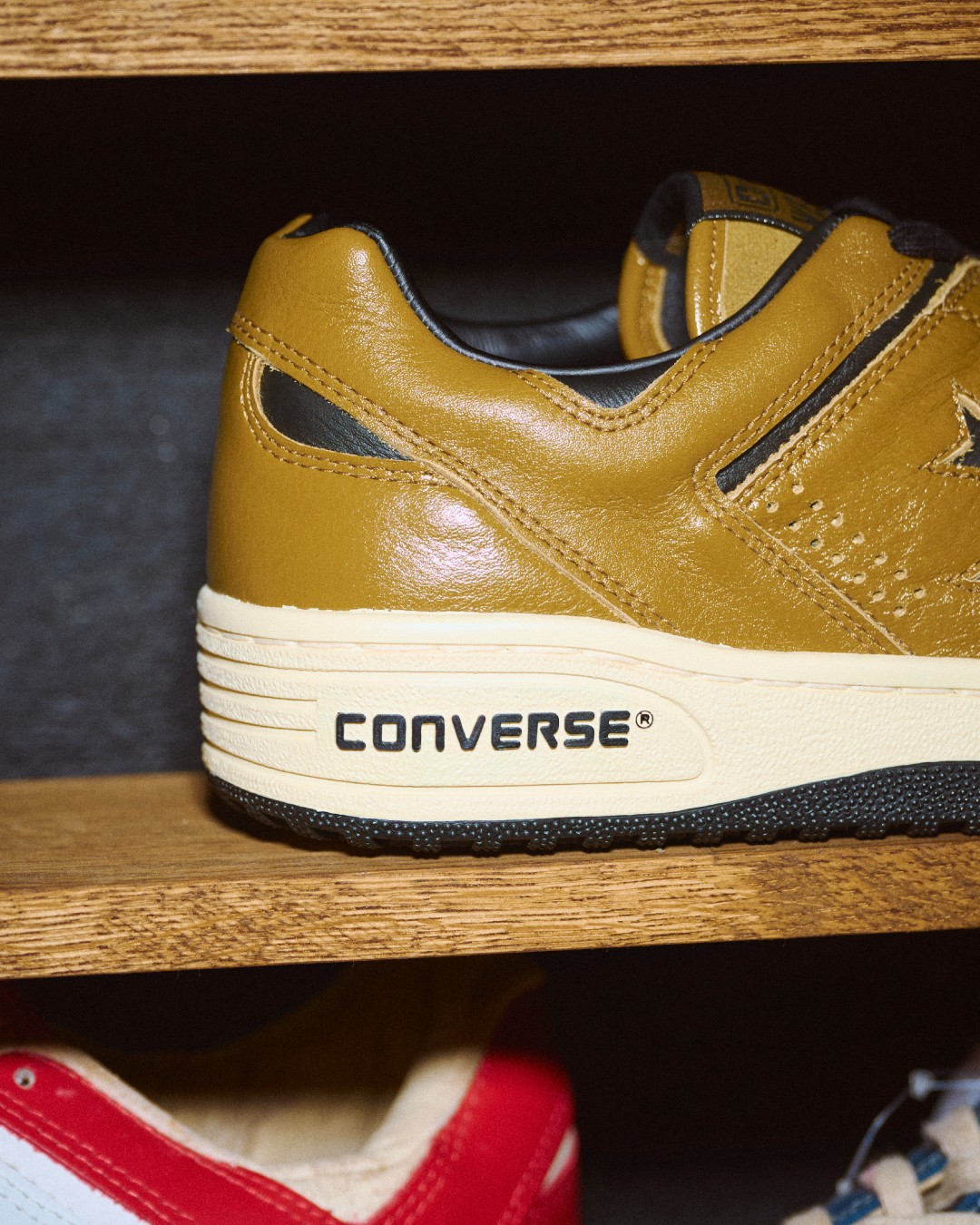 Goss!p｜CONVERSEが「WEAPON」誕生40周年を祝う新作発表