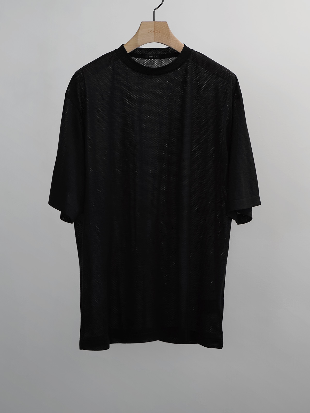 COMOLI ウールメッシュ S/S Tシャツ B01-05032D01-05030 2026年10月10日発売