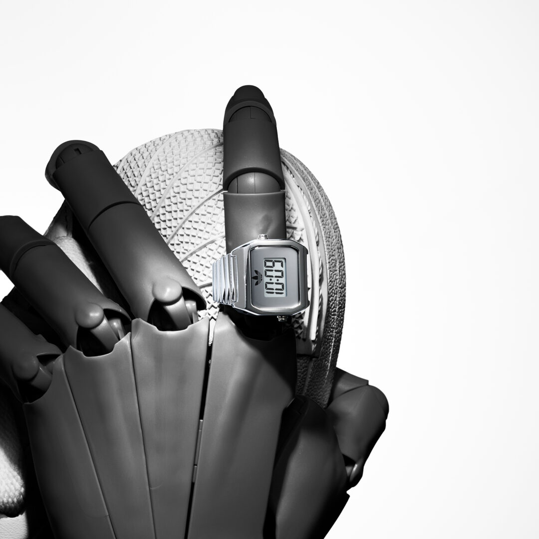 adidas Originals 初のリングウォッチ「DIGITAL TWO RING」4月17日発売
