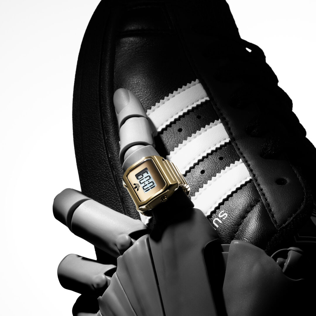 adidas Originals 初のリングウォッチ「DIGITAL TWO RING」4月17日発売