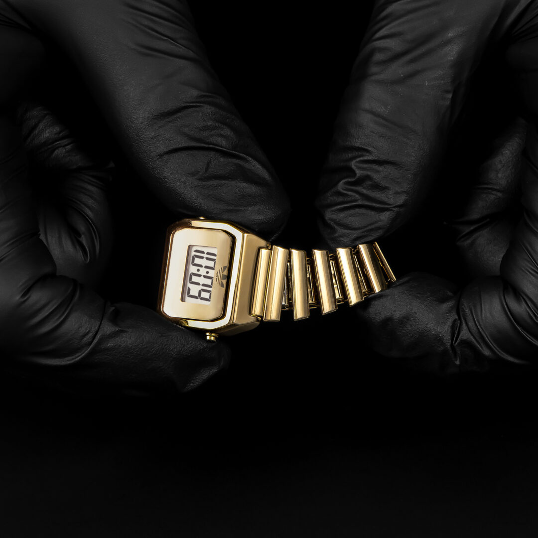 adidas Originals 初のリングウォッチ「DIGITAL TWO RING」4月17日発売