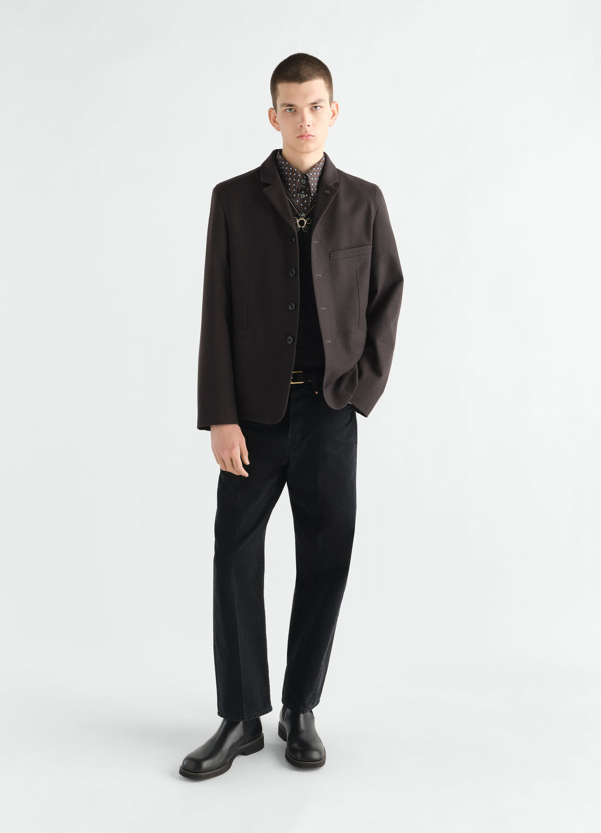 LEMAIREの新作ジャケット「UTILITY TAILORED JACKET」登場